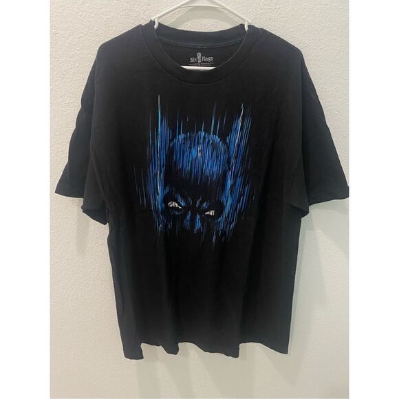 DC Comics Other - Batman Six Flags T Shirt Size xl